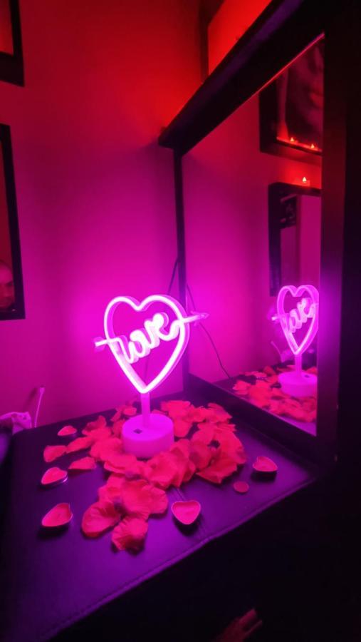 Love Room Sexy Love Cosy Lib Proche Centre Gare A Pied Aulnay-sous-Bois Luaran gambar