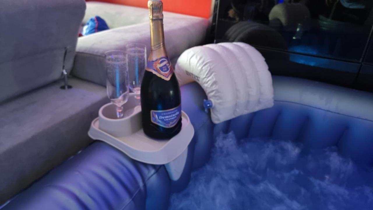 Love Room Sexy Love Cosy Lib Proche Centre Gare A Pied Aulnay-sous-Bois Luaran gambar